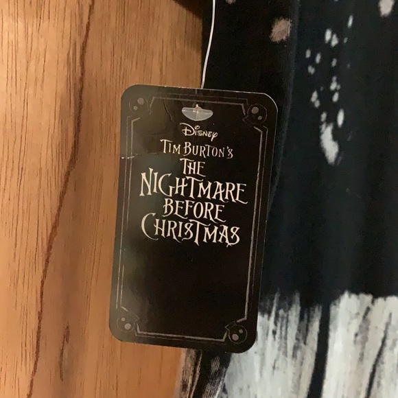 DISNEY HOT TOPIC NBC Jack Dip Dye Oversize TEE! - Picture 6 of 10